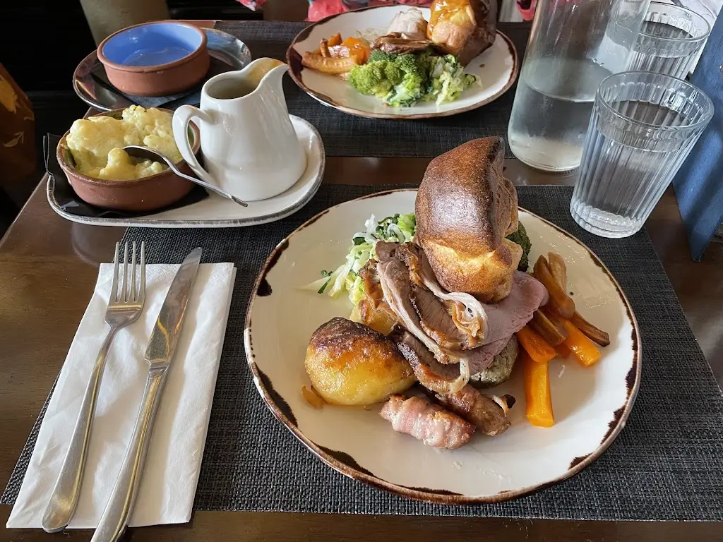 Marc_Baileys Bar & Restaurant_Buxton_review