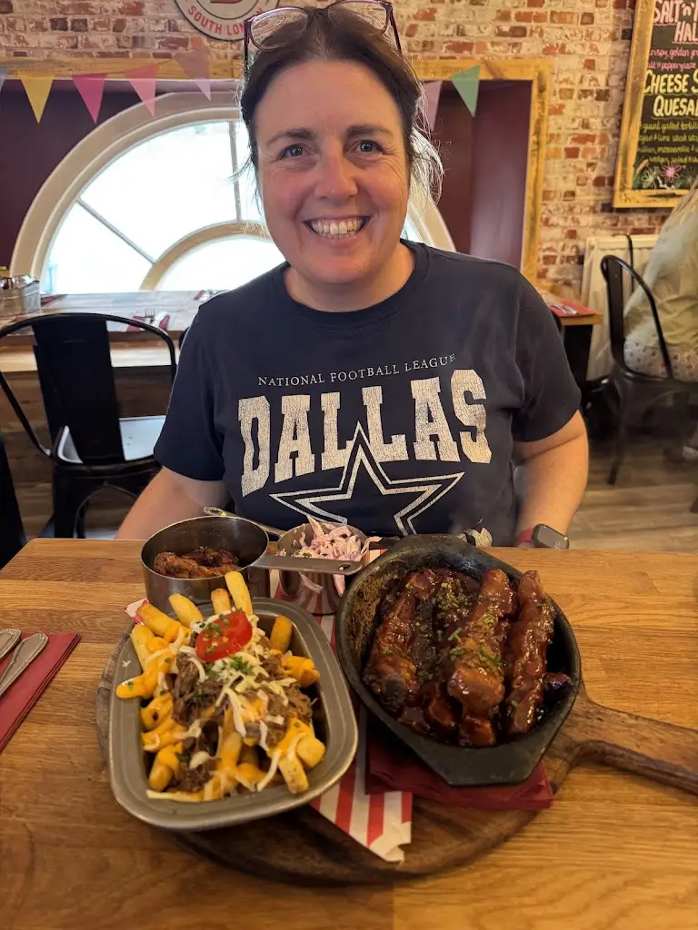 Dan and Nats Travels_The Lone Star Buxton_Buxton_review