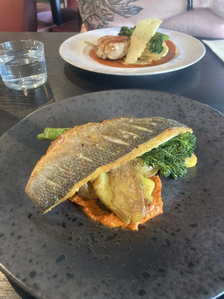 Sam Bradley_San Pedro _Buxton_review