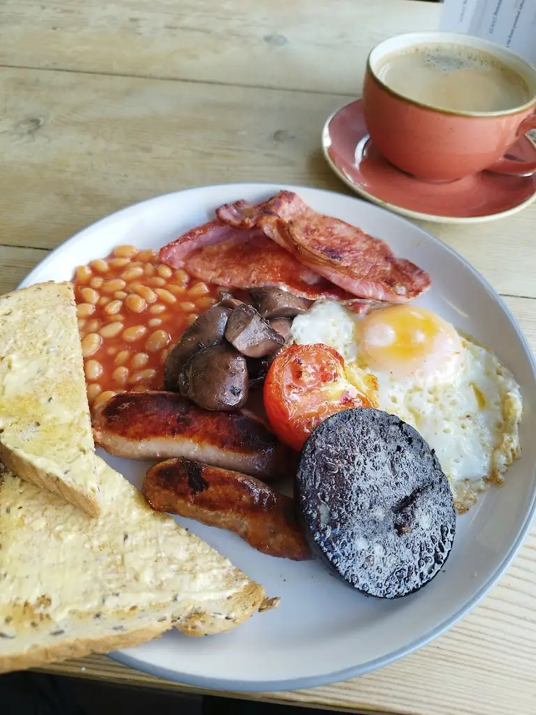 Colin_Eat at No 5_Buxton_review