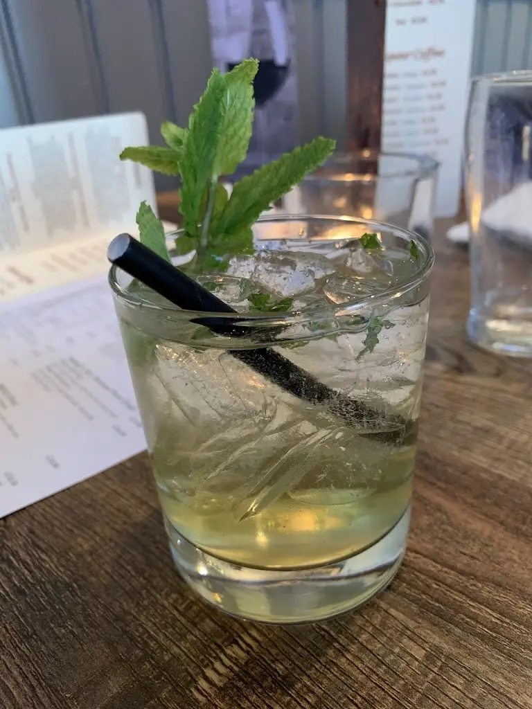 Fiona Deacon_Michelangelos_Buxton_recensione