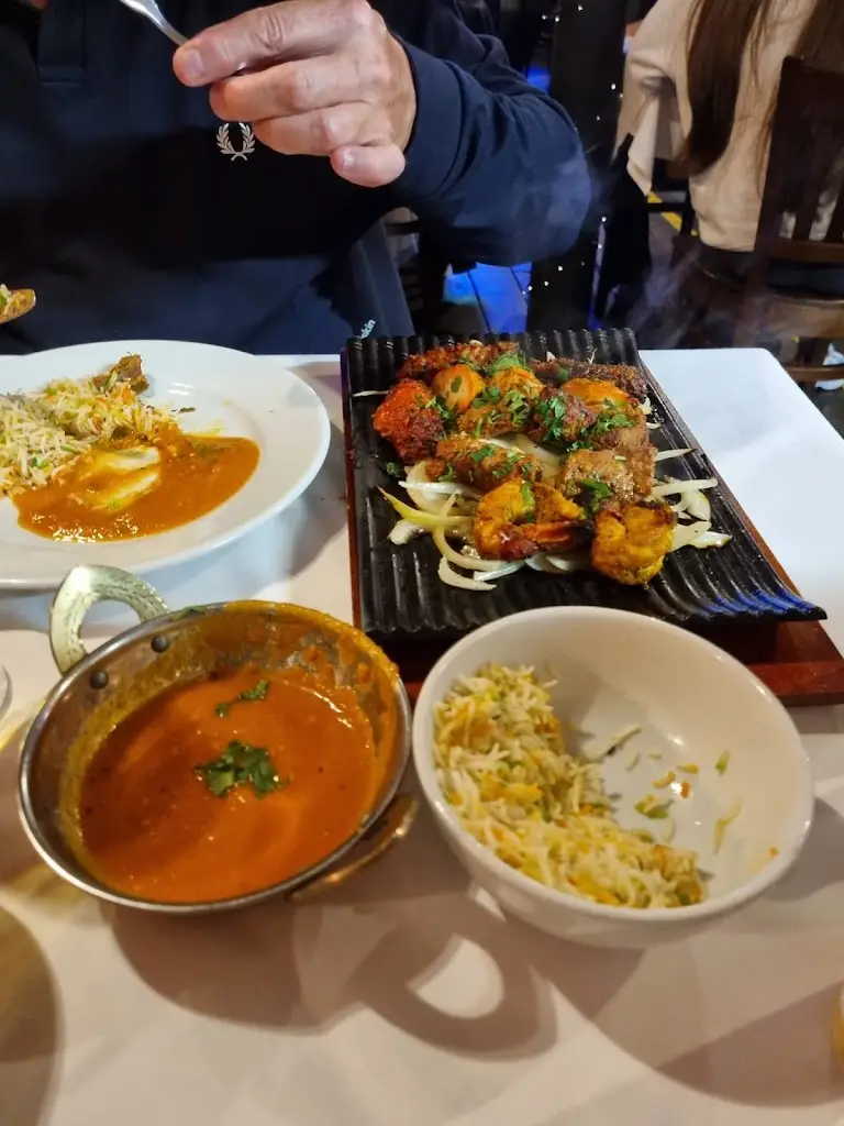 Les Singer_Gurkha Village Bar and Grill_Burscough_review