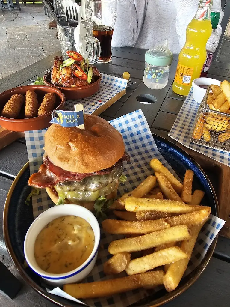 alexandra Onodi_Bull & Dog_Burscough_review