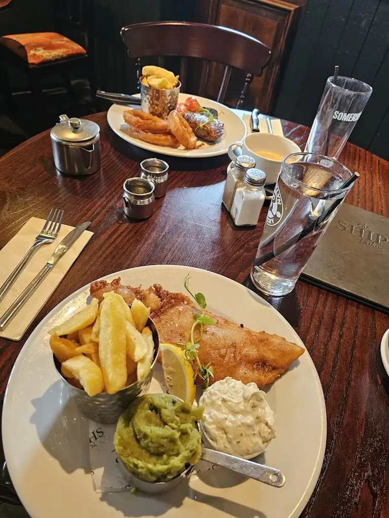 anita davies_The Ship at Lathom_Burscough_review