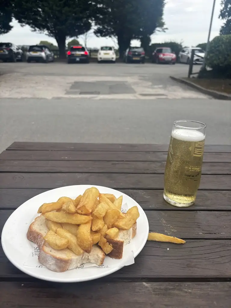 Barag Dawazbag_The Ship at Lathom_Burscough_review