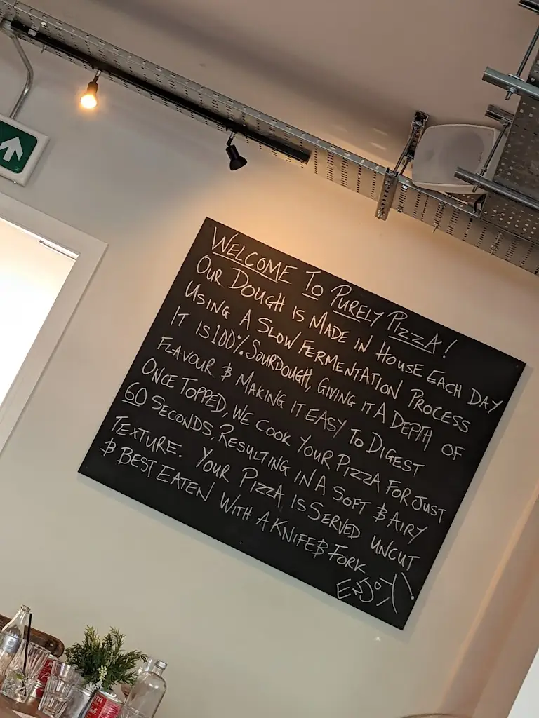 Menu_Purely Pizza_Burscough_immagine_3