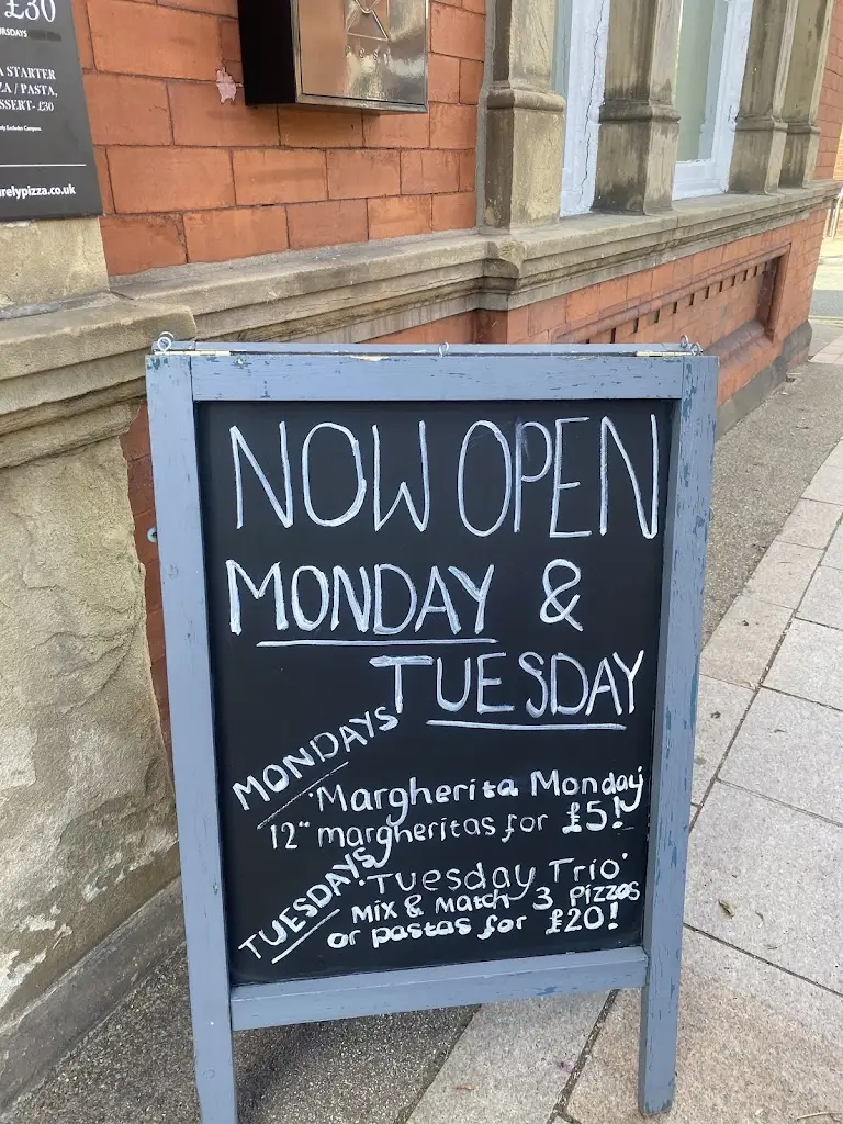 Menu_Purely Pizza_Burscough_immagine_4