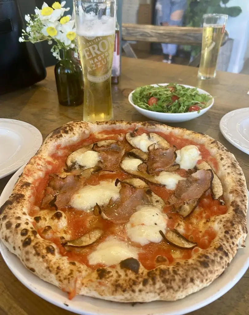 Paul Davies_Purely Pizza_Burscough_recensione