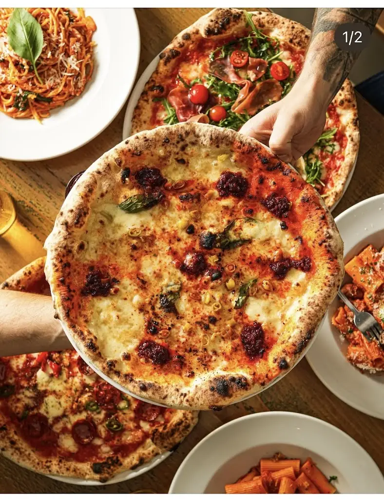 Purely Pizza_Burscough_slider_image_3