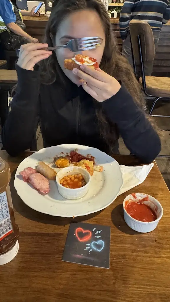 kyle j_Tiny Tavern Ormskirk_Burscough_review