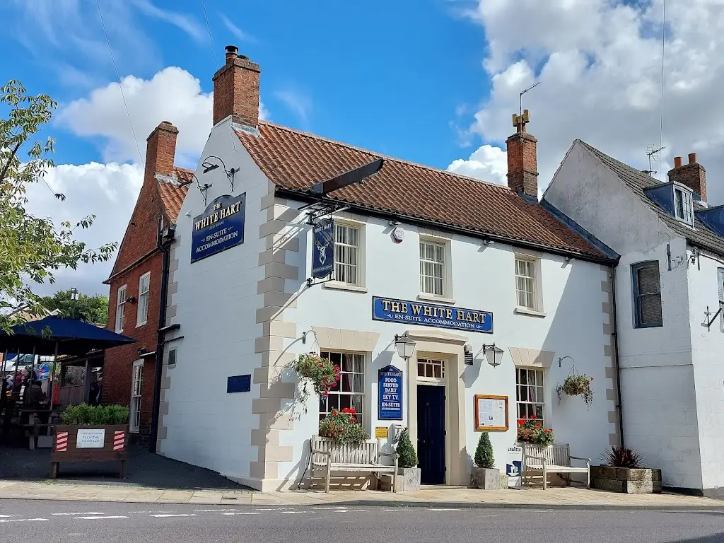The White Hart_Caistor_slider_image_3