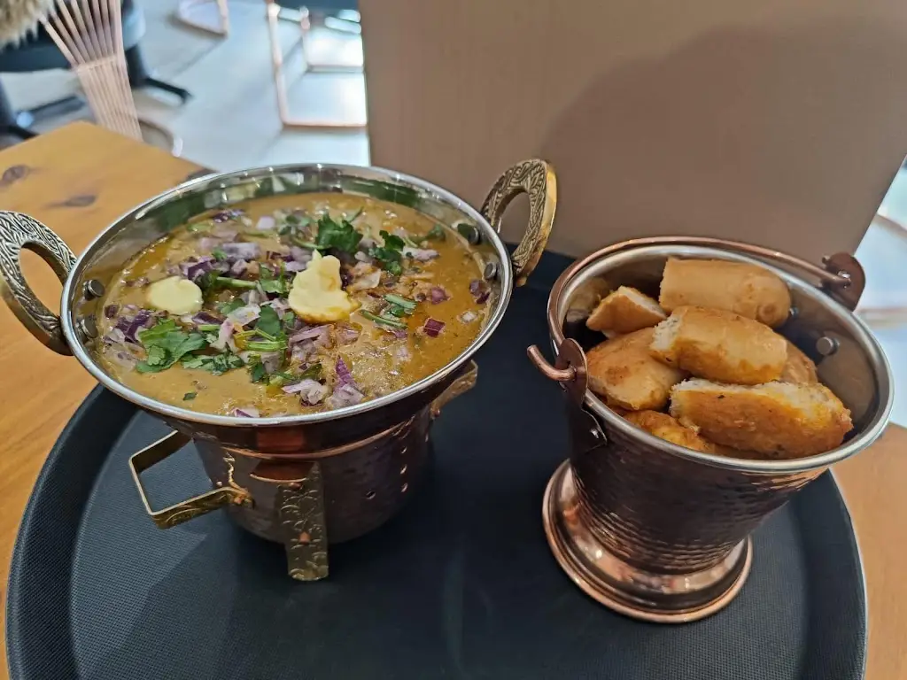 Namaste England_Alvechurch_slider_image_3