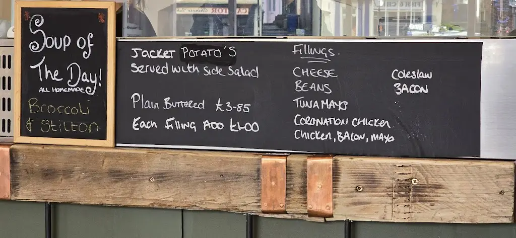 Ben Tuxworth_Helz Kitchen_Caistor_review