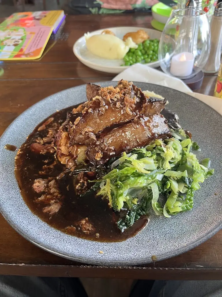 Arron Walker_The Cross Keys Inn_Caistor_review