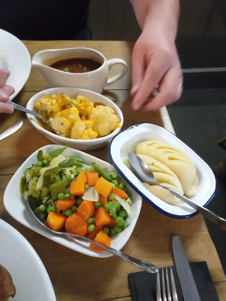 Menu_Black Dog Inn_Camblesforth_image_5