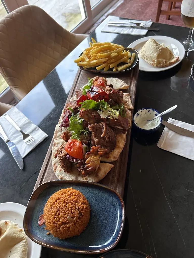 Comus inn_Camblesforth_slider_image_3