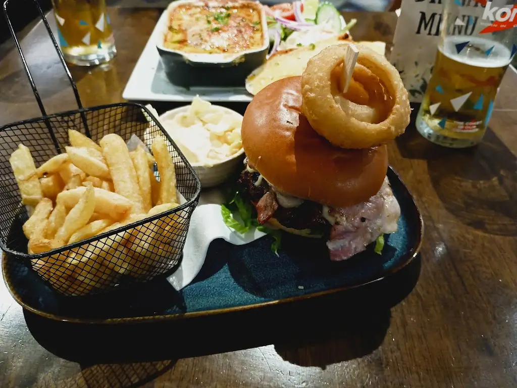 The Shire Inn_Camborne_slider_image_3