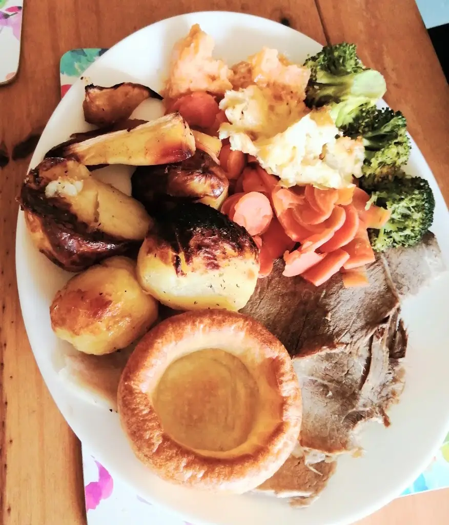 Menu_Miss Molly's Tea Room_Camborne_image_3