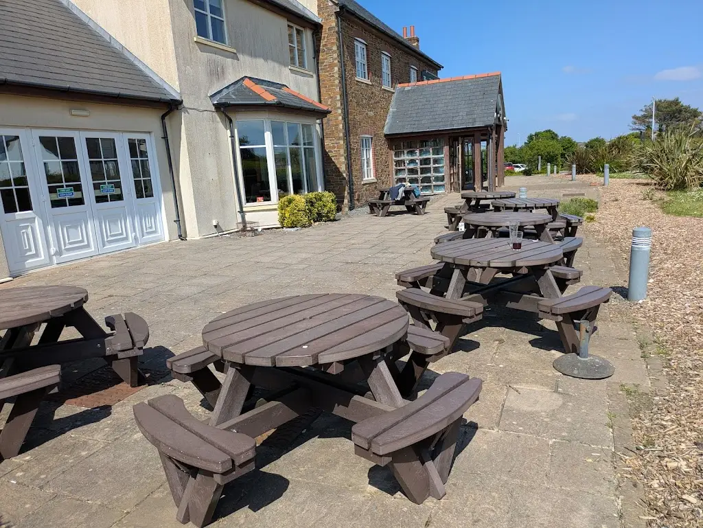 Anna_Trevithick Inn Table Table_Camborne_review