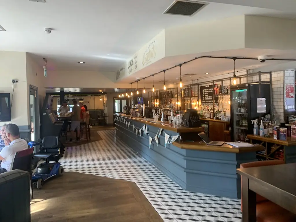 Monkfield Arms_Cambourne_slider_image_1