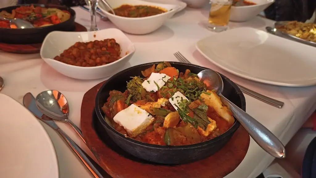 Naich Roolz_Chutney Joe_Cambourne_review