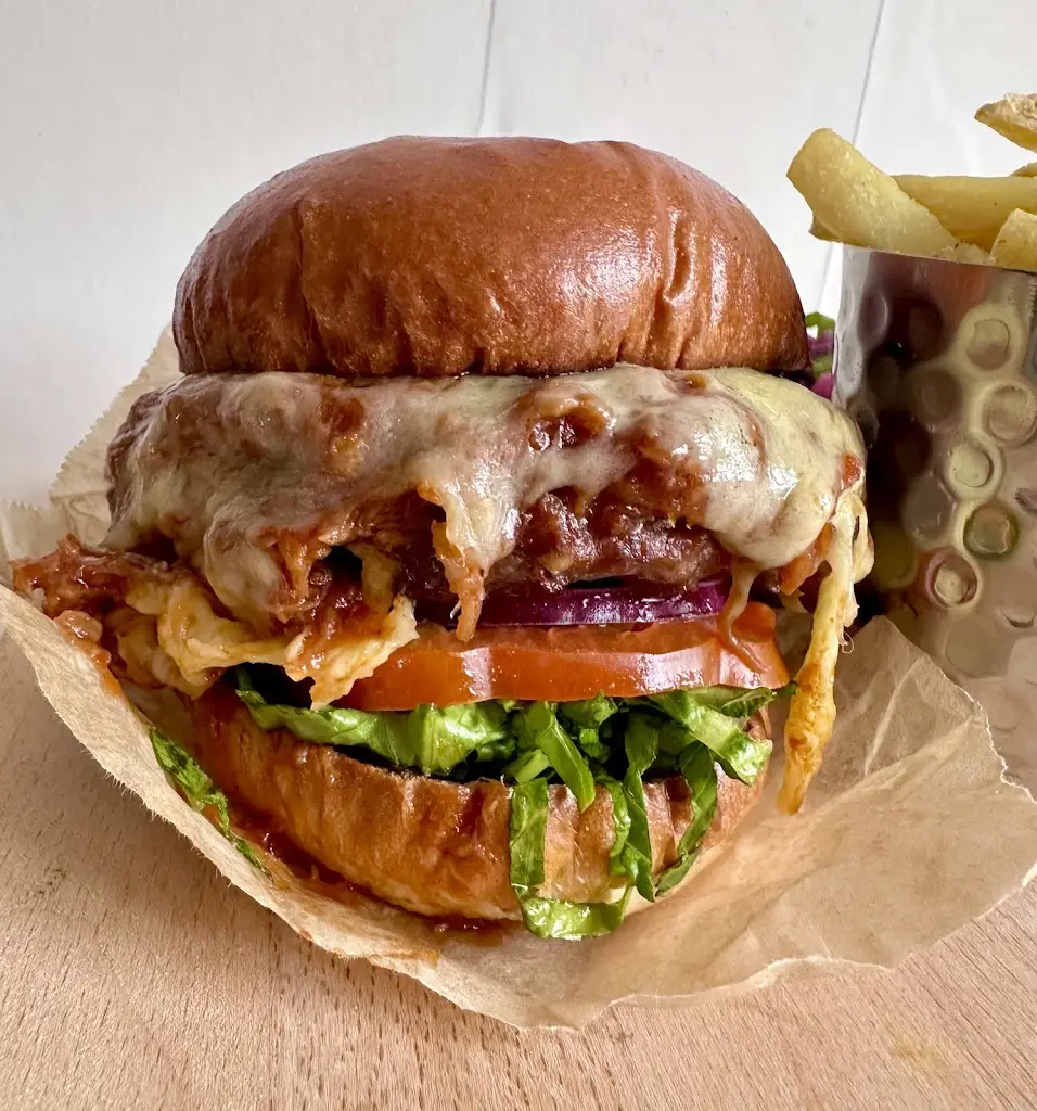 Admiral Rodney_Calverton_slider_image_2