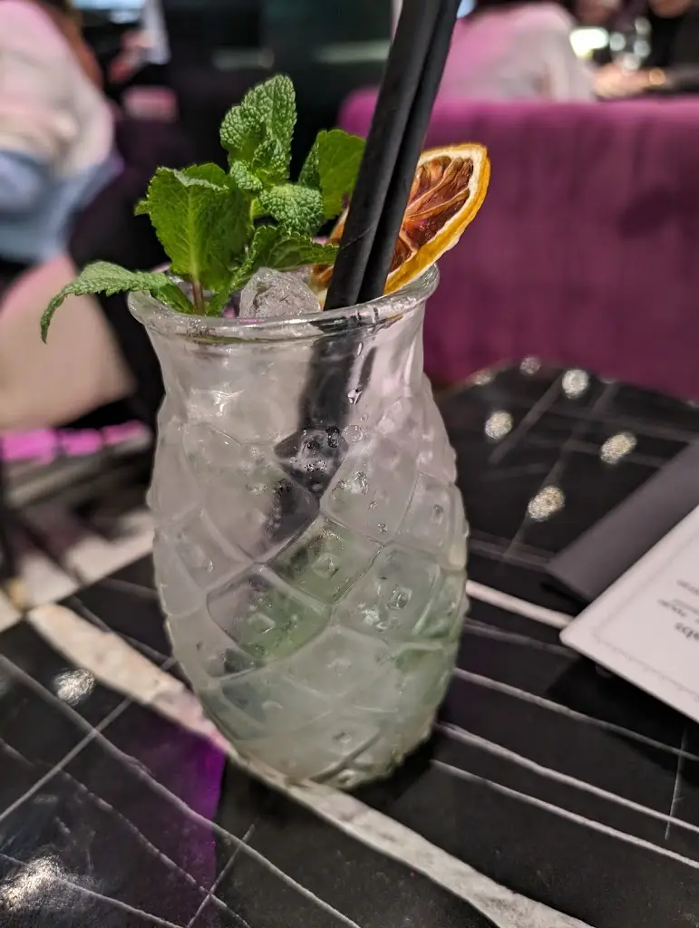 Menu_La'De Kitchen Camberley_Camberley_image_6