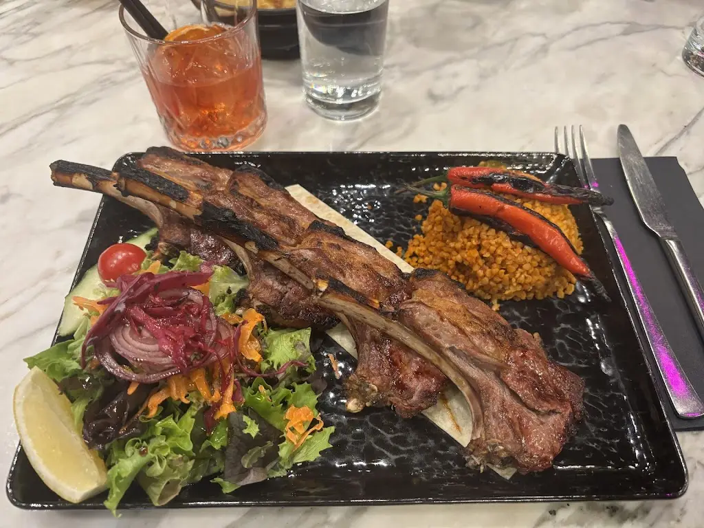 Mirjana Fowle_La'De Kitchen Camberley_Camberley_review