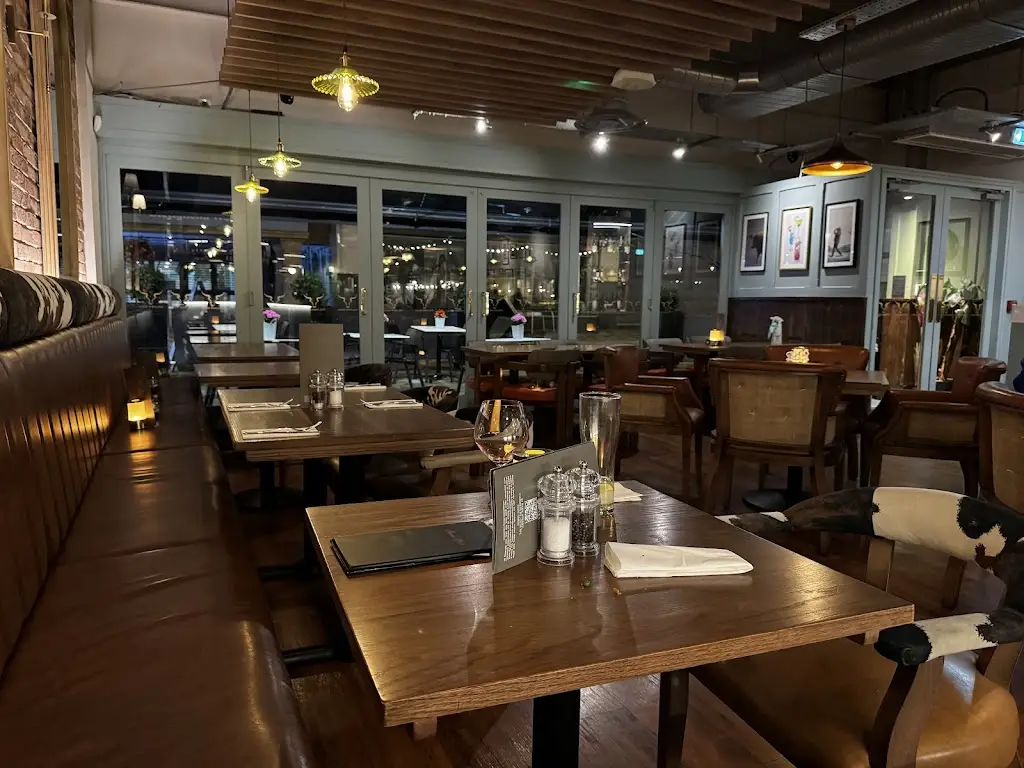 Golden Bull Steakhouse_Camberley_slider_image_3