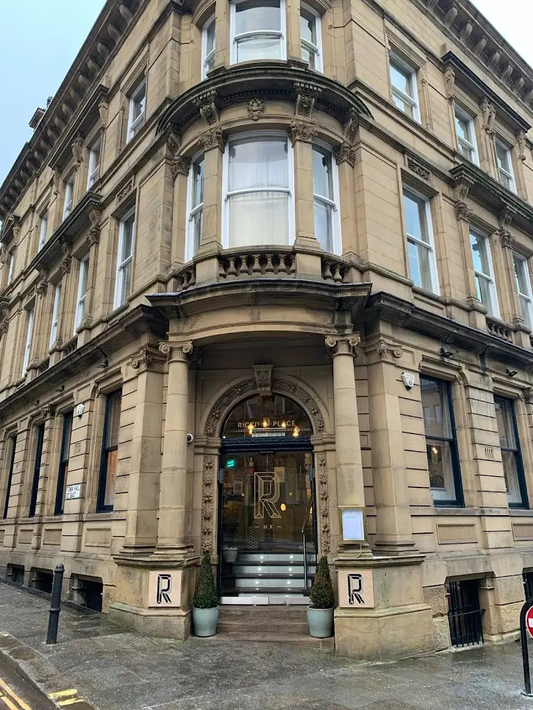 Ricci’s Place_Calderdale_slider_image_3