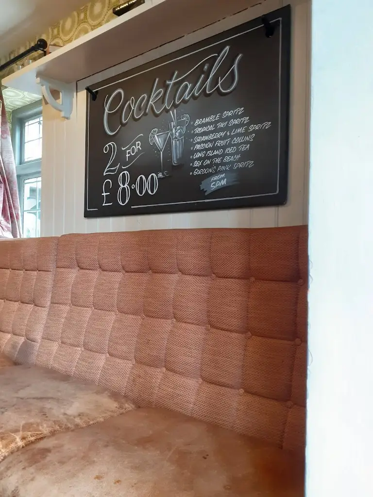 Menu_The Old Hare And Hounds_Alvechurch_image_4