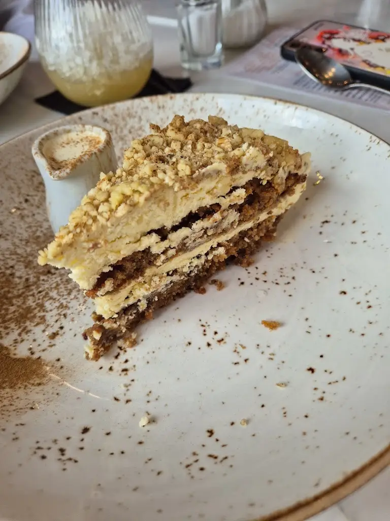 Sarah Sutcliffe_Pollino_Calderdale_review