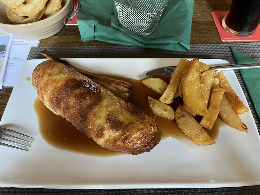 Michelle Williamson_Long Can Hall_Calderdale_review