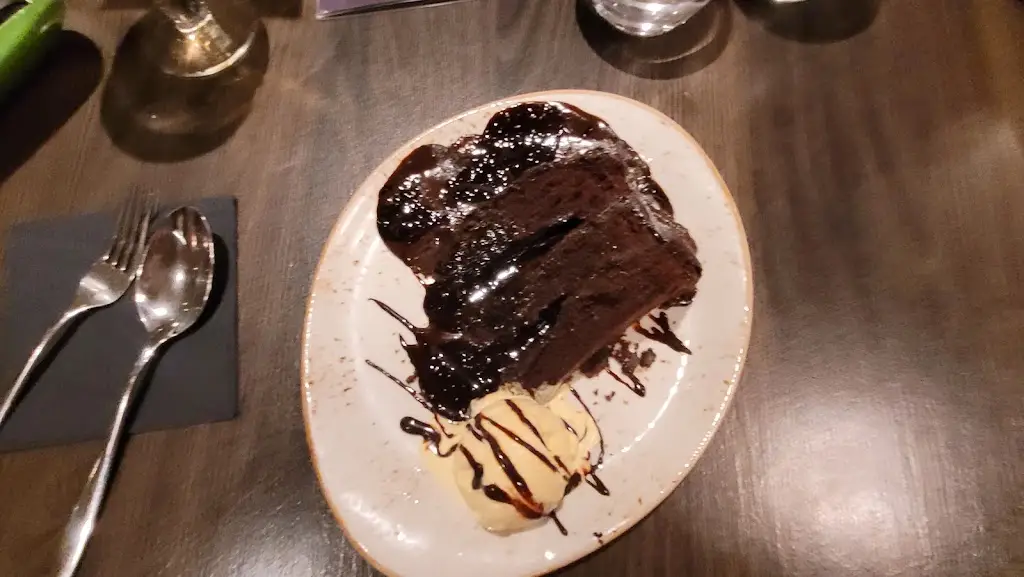 Daniel Grayson_Julio’s - Italian Restaurant_Calderdale_review