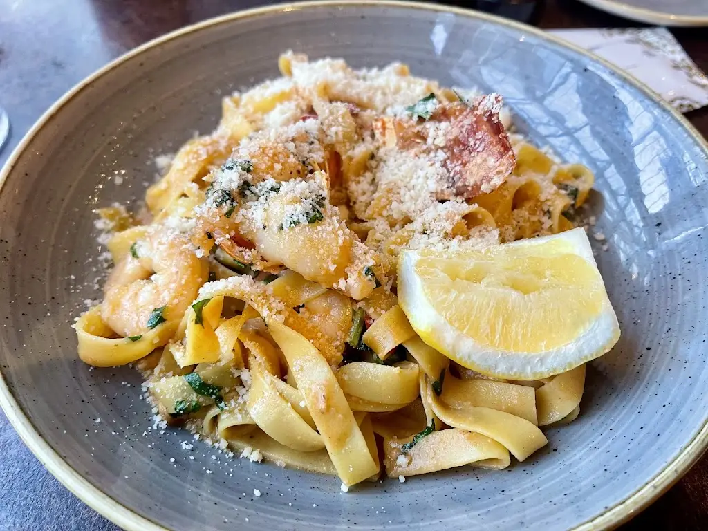 La Luna_Calderdale_slider_image_3