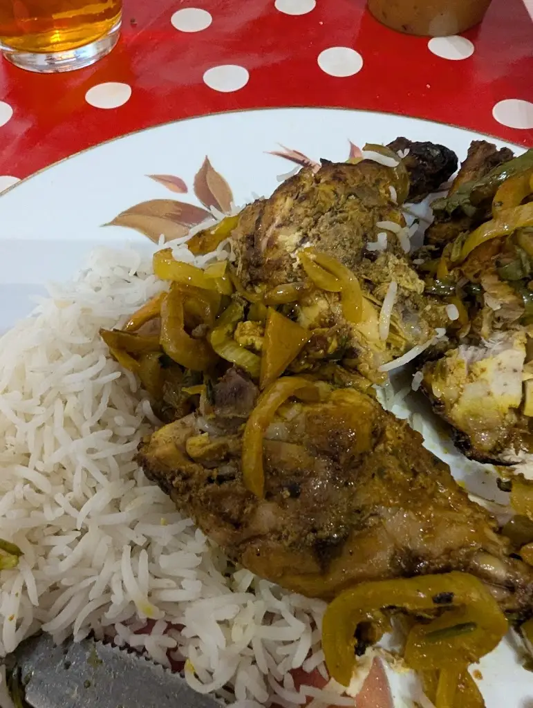 Alison_Nepalese Gurkha Restaurant_Camelford_reseña