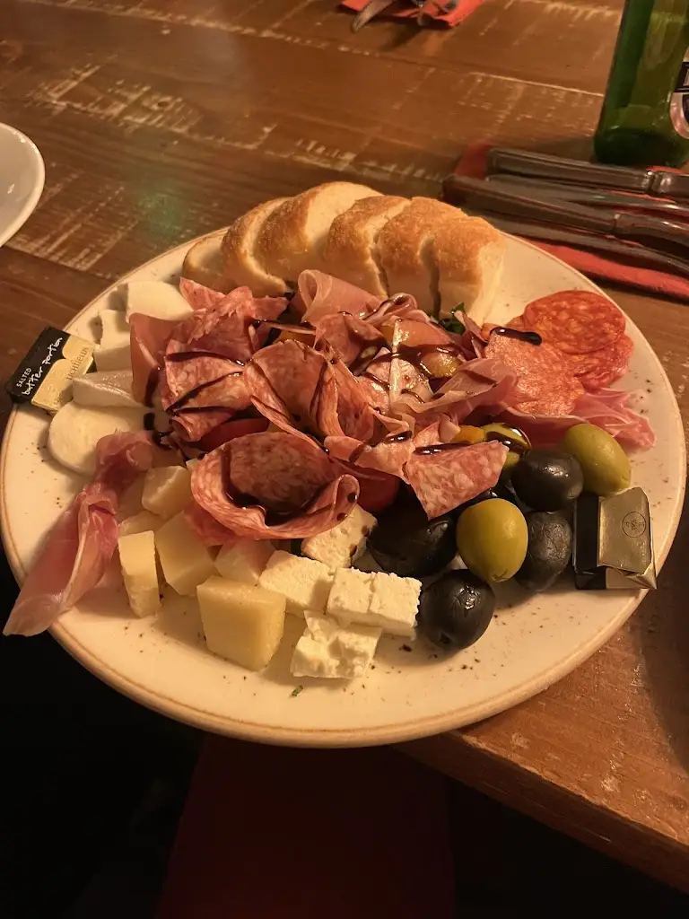 James Topping_Antica Roma_Calne_review