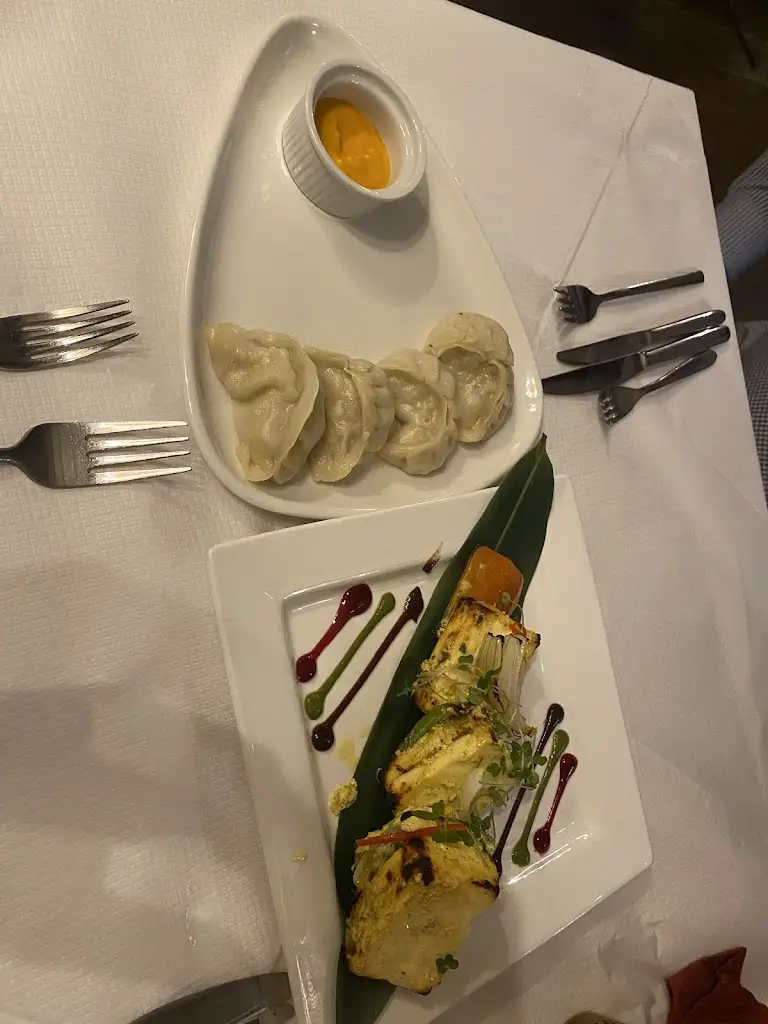 Lauren_Gurkha Baynjan Restaurant_Calne_review