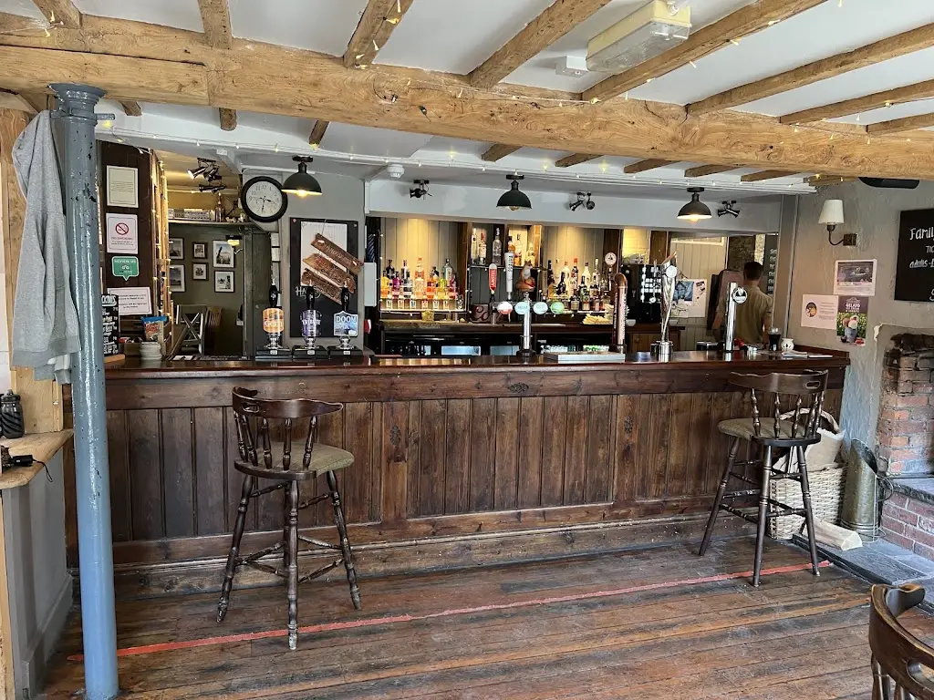 The Black Horse at Cherhill_Calne_slider_image_1