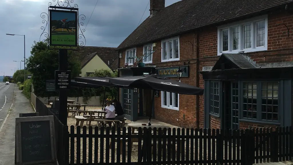 The Black Horse at Cherhill_Calne_slider_image_3
