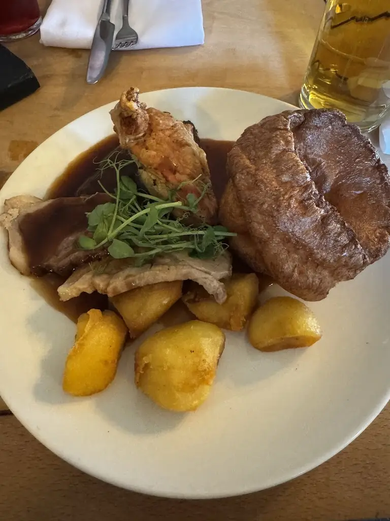 Nick Dando_The Dumb Post Inn_Calne_review