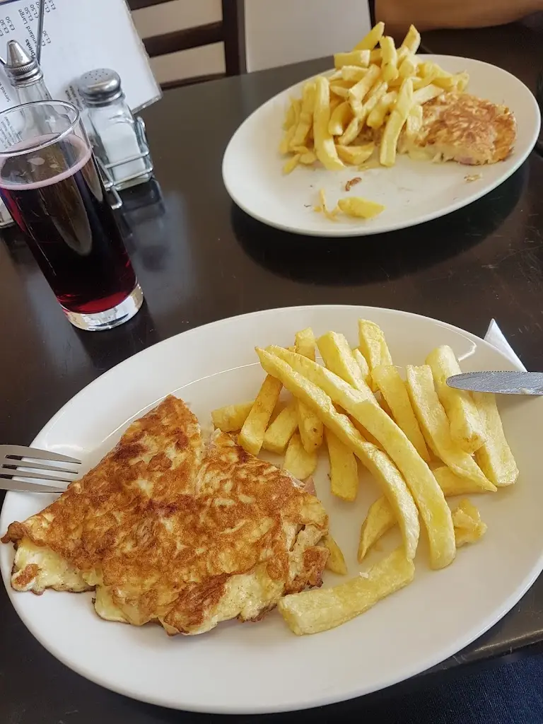 Menu_Dolphin Fish Bar_Calne_image_4