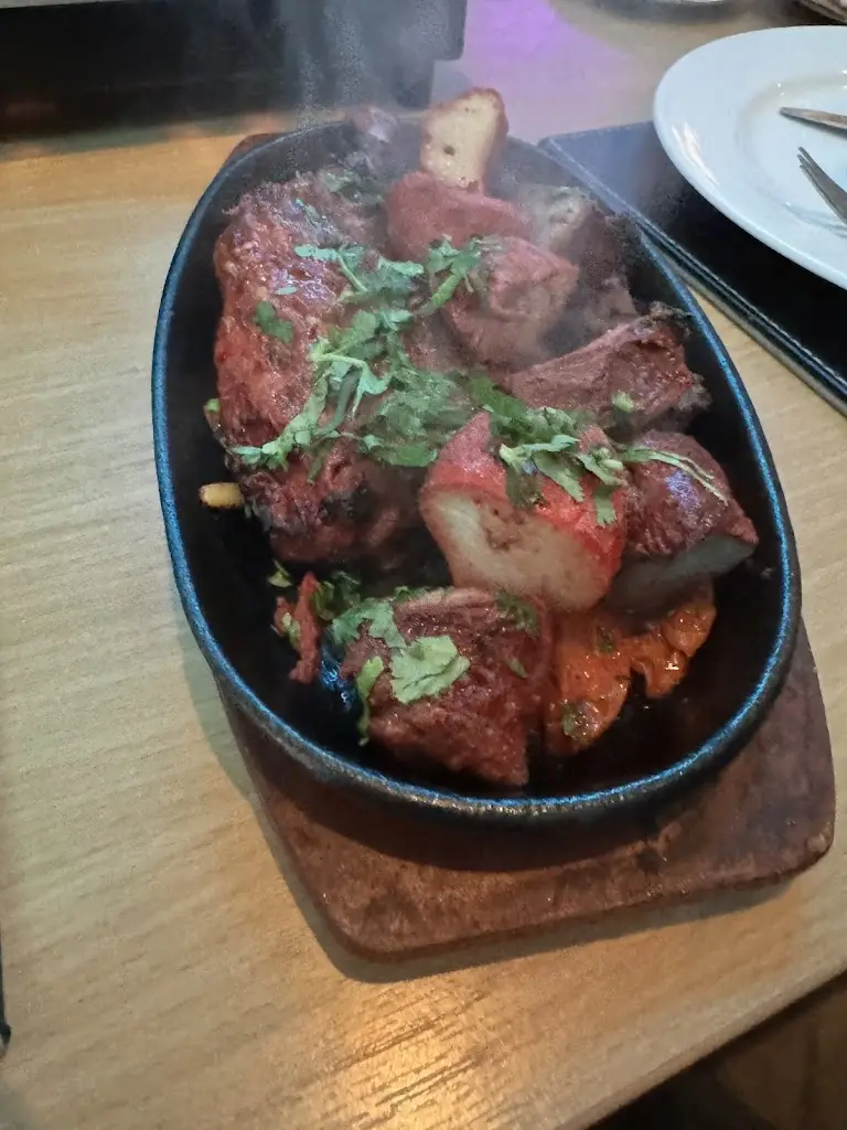 Balti King Restaurant_Callington_slider_image_2