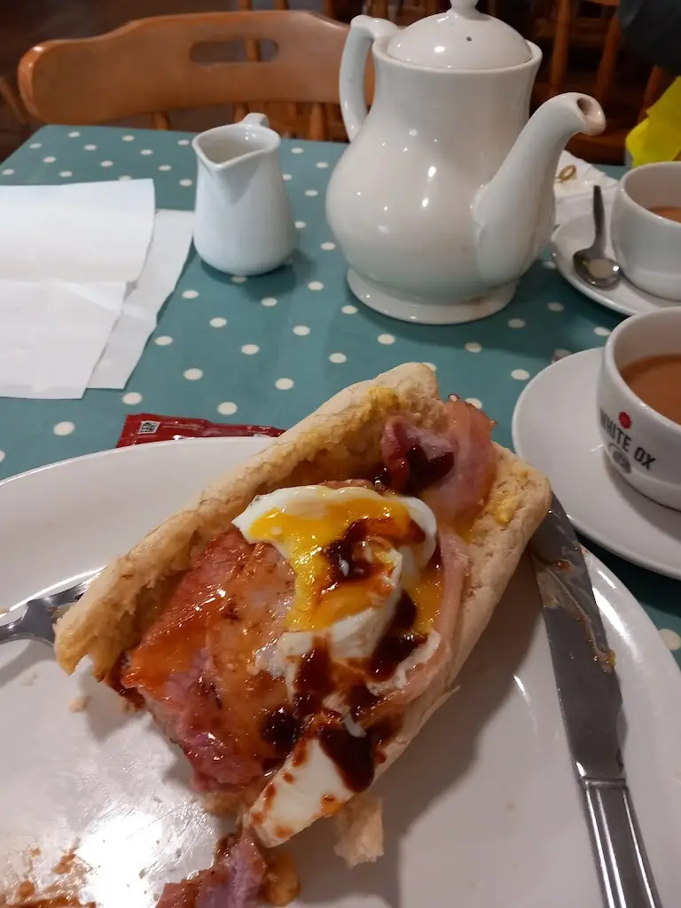 Menu_Louis Tea Rooms_Callington_immagine_6