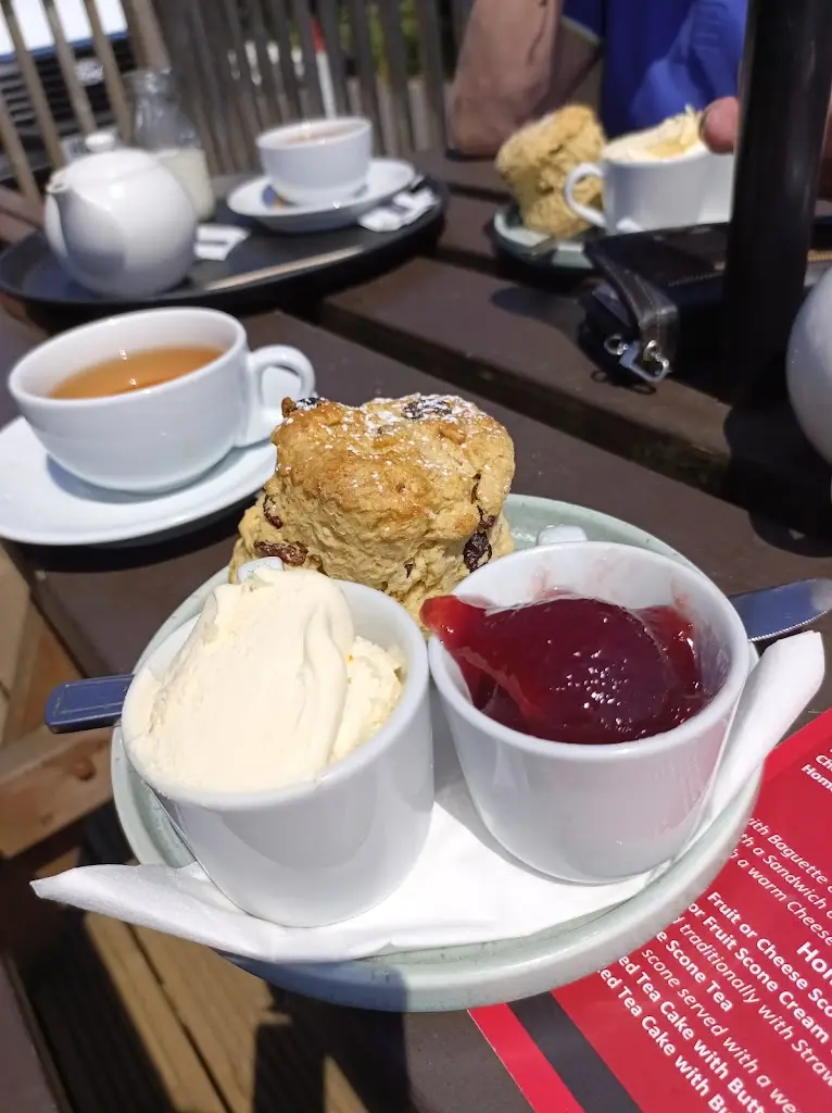 Menu_Louis Tea Rooms_Callington_immagine_9