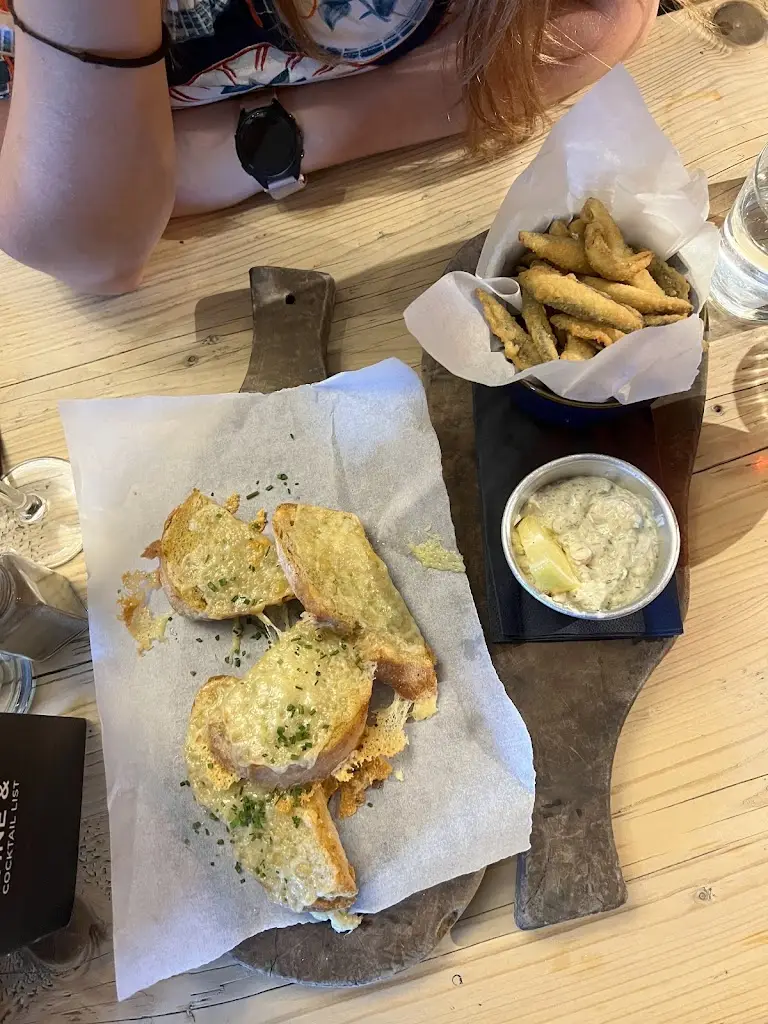 James Fahy_The Springer Spaniel_Callington_review