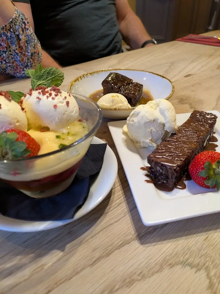 MandoVerd_Who'd Have Thought It Inn_Callington_review