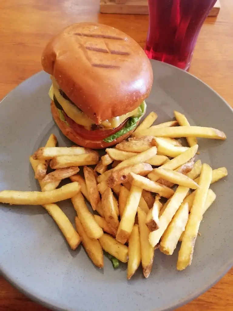 Michelle Hines_Castle Carvery - Caister_Caister-on-Sea_review