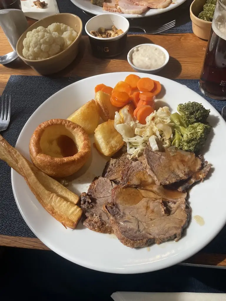 Kari Sewell_The Ship_Caister-on-Sea_review