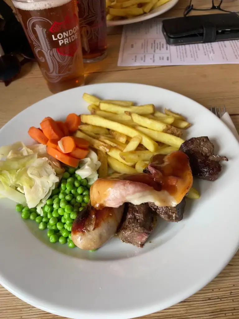 arnaud Di Cintio_The Ship_Caister-on-Sea_review